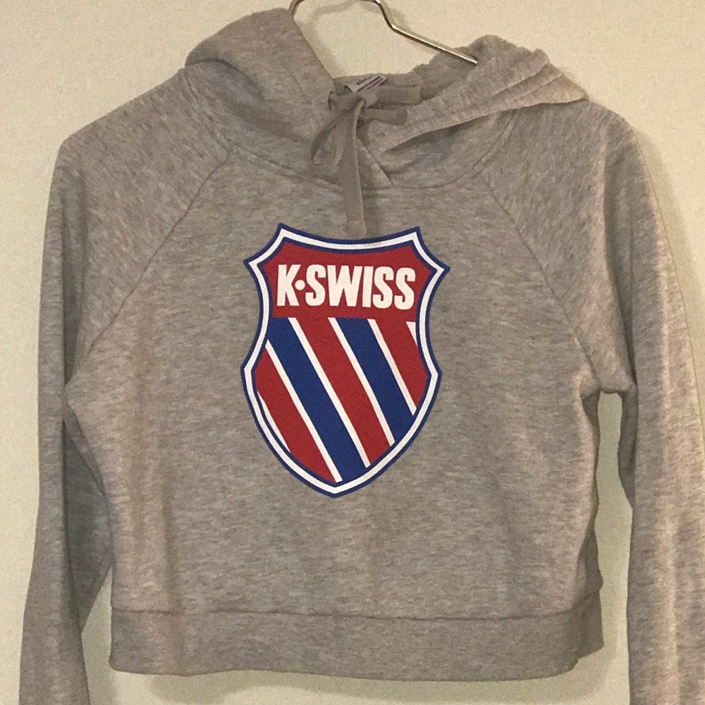 K-Swiss sweatshirt flattering waist length